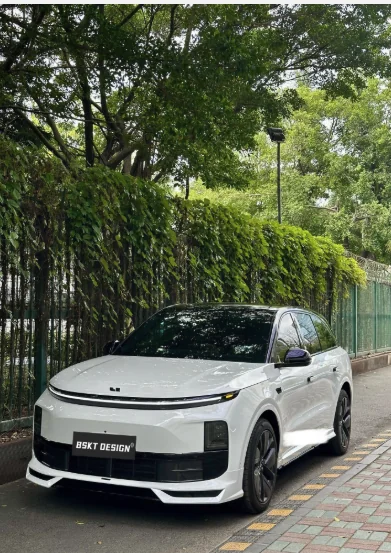 理想 L6 白色珍珠漆整车效果图